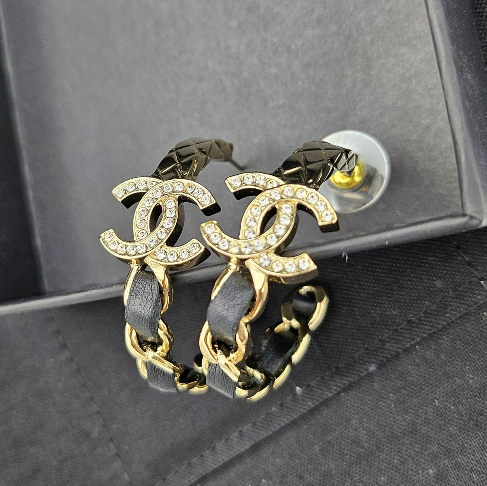 Brand new 2023 authentic Chanel cc hoops earrings with crystal & leather